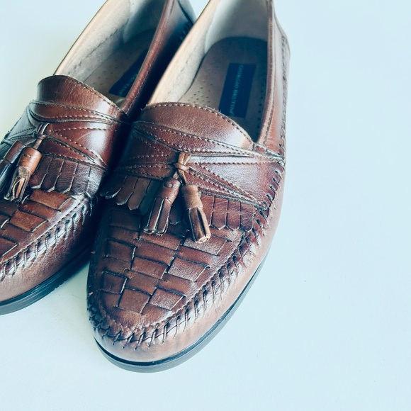 Men’s Giorgio Brutini Brown Leather Tassel Weaving Loafers size 9.5 D. main image 10